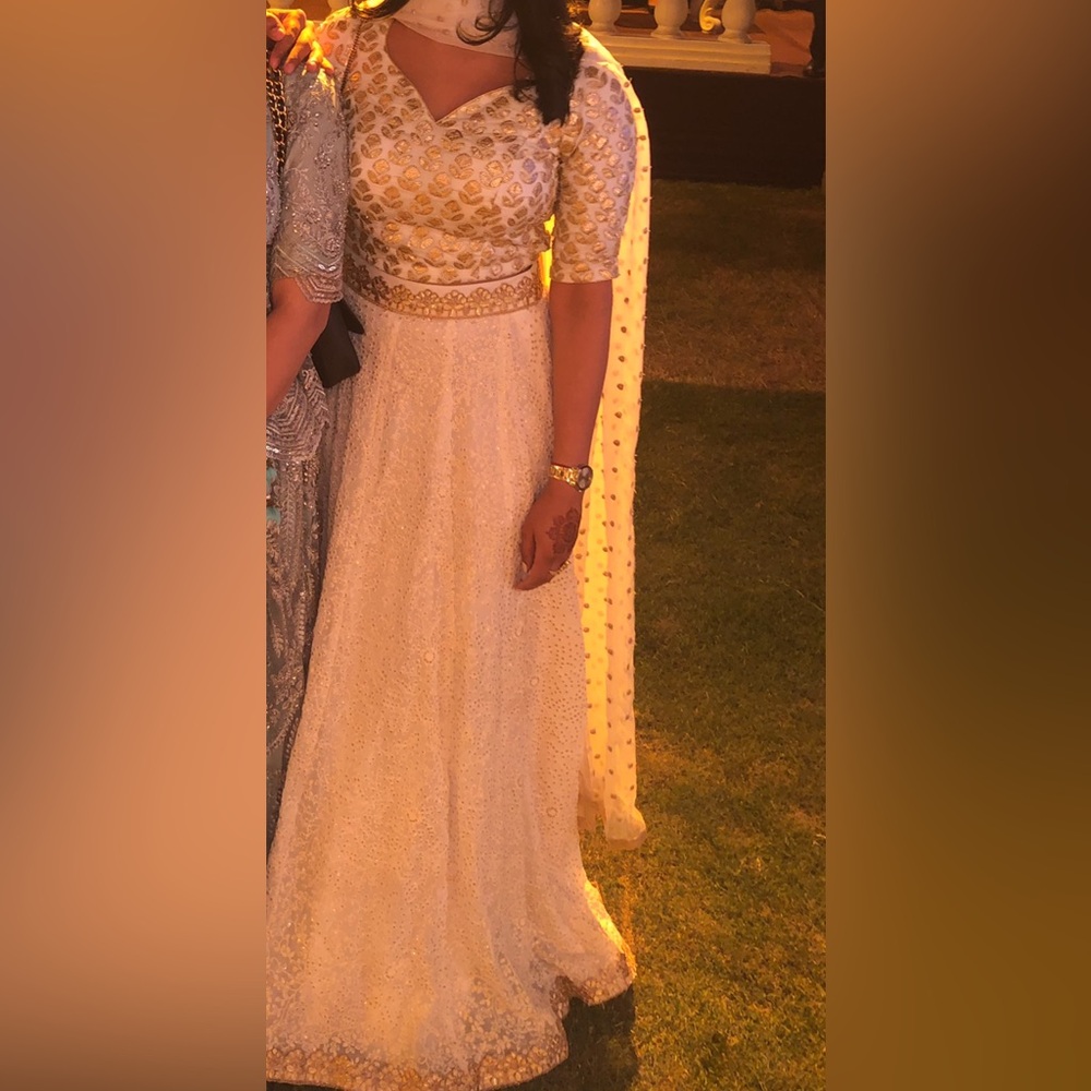 Gold and Cream Embroidered Lehenga  (Size M) with matching Potli purse